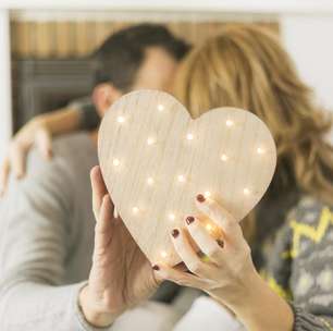 Quer atrair um novo amor em 2026? Márcia Sensitiva ensina três simpatias