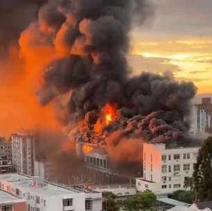 VÍDEO: incêndio atinge prédio de colégio centenário de Santa Maria
