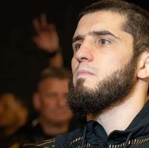 Islam Makhachev revela que recusou a oferta para lutar no UFC 324