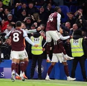 João Pedro marca, mas Aston Villa vira sobre o Chelsea e faz história