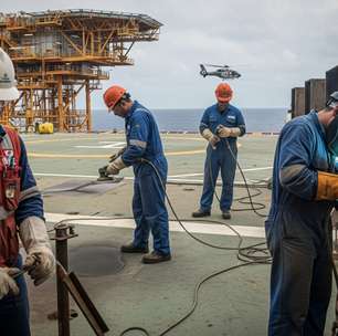 Como entrar no mercado offshore sem experiência e ganhar até R$ 12 mil por mês