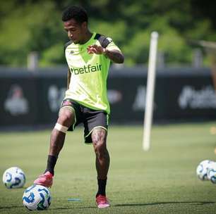 Podendo deixar o Vasco, Tchê Tchê tem valor exposto para torcida