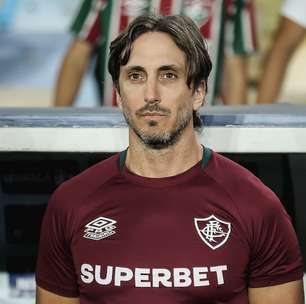 Ex-zagueiro do Flamengo entra na mira do Fluminense