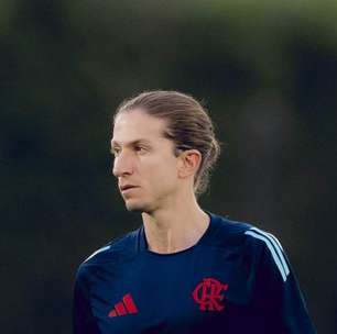 Flamengo coloca prazo para resolver renovação de Filipe Luís