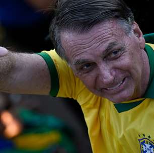 Bolsonaro passa por novo procedimento cirúrgico, diz Michelle