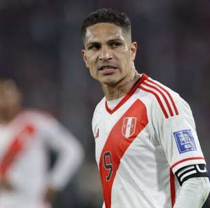 Paolo Guerrero bate o martelo e anuncia aposentadoria para o fim de 2026