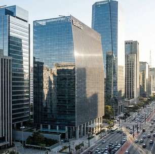 Avenida paulistana se torna a "Wall Street brasileira"; com seus arranha-céus, ela é o coração financeiro do país e sede de gigantes