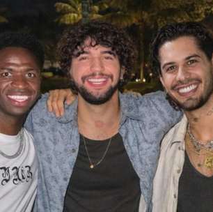 Zé Felipe e Vini Jr. surgem 'juntos' em foto com Nattan após polêmica envolvendo ex e atual de Virgínia e web reage: 'Você é o cão'