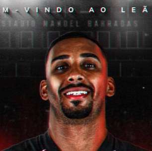 Vitória anuncia contratação do lateral-direito Mateusinho por três temporadas