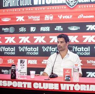 Gustavo Vieira projeta 2026 no Vitória enquanto futuro segue indefinido