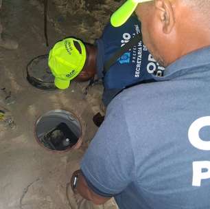 SEOP faz Operação Tatuí e encontra bebidas enterradas na areia de Copacabana antes do Réveillon