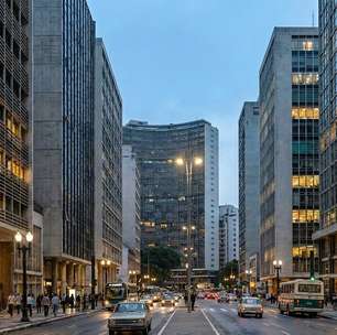 Avenida paulistana ganha fama por sua arquitetura icônica; com seus prédios históricos, ela é uma galeria de arte a céu aberto no centro