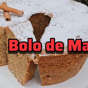Bolo de maçã fofinho feito no liquidificador para o primeiro café da manhã do ano novo