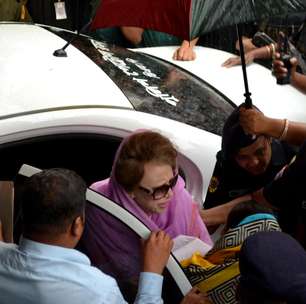 Primeira mulher a ocupar o cargo de primeira-ministra de Bangladesh morre aos 80 anos