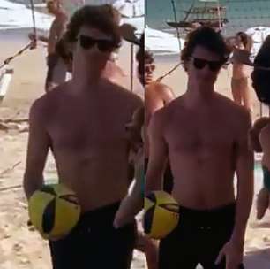 Shawn Mendes manda beijinho para Bruna Marquezine após partida de vôlei em Alagoas