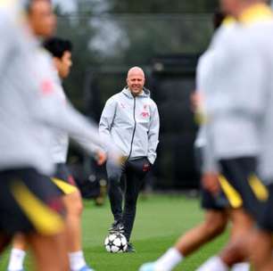 Liverpool x Leeds: Onde assistir, escalações e arbitragem