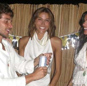 Réveillon: Bruna Marquezine elege look boho chic de R$ 54 mil