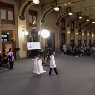 Terremoto interrompe pronunciamento da presidente do México