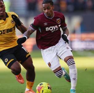 Arias desencanta, Wolverhampton bate West Ham e vence a primeira na Premier League