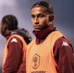 Jogador do Metz tem 30% do corpo queimado em tragédia na Suíça