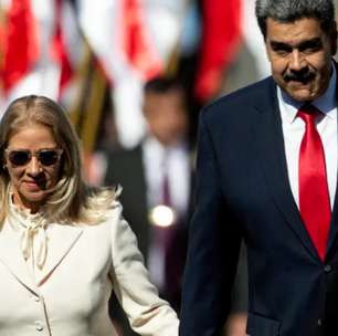 China pede libertação imediata de Maduro e de sua esposa após captura pelos EUA