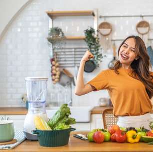 Quase metade dos brasileiros adota dietas e suplementos