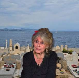 Túmulo de Brigitte Bardot fica em cemitério com vista incrível para o Mediterrâneo