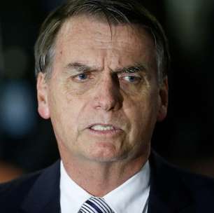 Bolsonaro deixa hospital e volta à Polícia Federal após passar por exames
