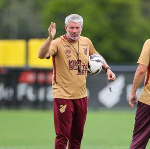 Athletico anuncia renovação com Odair Hellmann; confira os detalhes