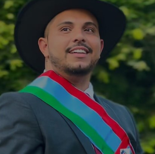 Prefeito do MT denuncia a mãe por aplicar golpes para apostar em jogos de azar