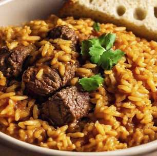 Arroz maria isabel: não deixe o almoço cair na mesmice e surpreenda a todos com este prato tradicional