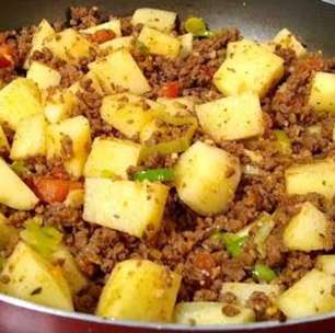 Carne moída com batatas: a opção de almoço simples, econômico e saboroso para o dia a dia