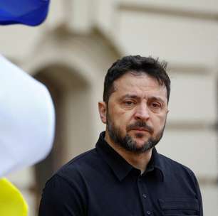 Rússia ataca a Ucrânia com míssil de capacidade nuclear e mata 4; Zelensky cobra reação mundial