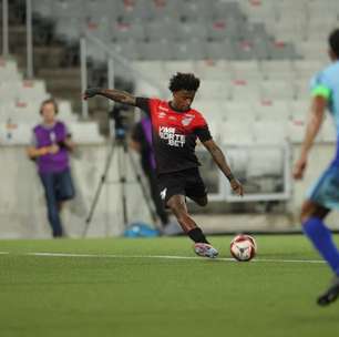 Athletico vence o Andraus e larga na frente no Paranaense