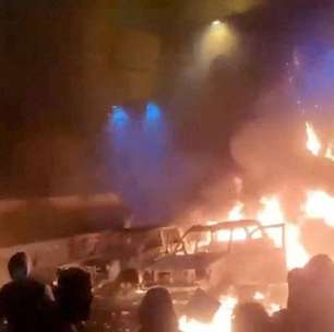 Hospitais estão sobrecarregados com protestos em massa no Irã, dizem médicos