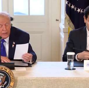 Rubio passa bilhete para Trump e presidente lê em voz alta durante coletiva na Casa Branca