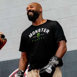 Jon Jones diz que UFC 'não quer' luta contra Alex Poatan