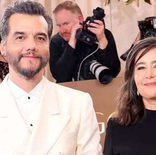 Wagner Moura posa ao lado da esposa no tapete vermelho do Globo de Ouro
