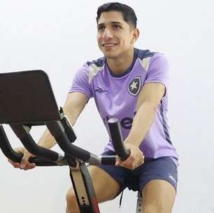 Savarino tem futuro incerto e ainda pode sair do Botafogo