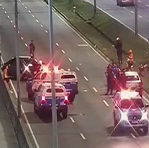 PMs são atropelados durante abordagem a carros no Rio de Janeiro