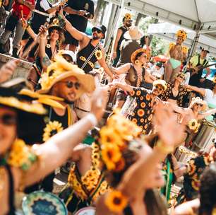 Bloco Que Pena Amor faz noite de pagode anos 90 na Rua da Carioca em 16 de janeiro