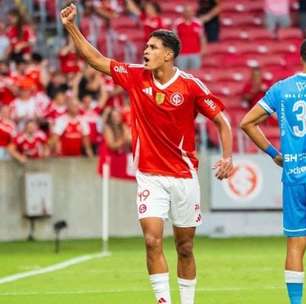 Promessa vira jogador mais jovem a estrear pelo Internacional no século