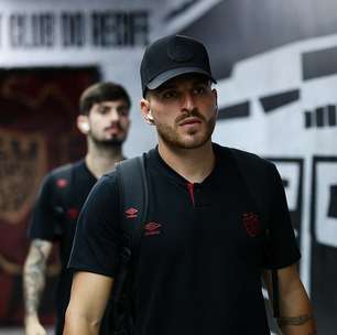 Velho conhecido pode voltar? Sport tenta repatriar volante, mas negociação trava