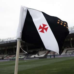 Novas camisas do Vasco caem na web e viralizam; veja fotos