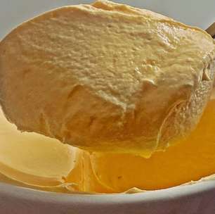 Sobremesa de 2 ingredientes extremamente simples e rápida para quando bate aquela vontade de um doce