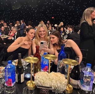 Ator cotado para Oscar explica foto triste em premiação: 'Decepção com a comida'