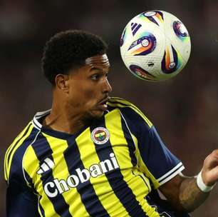 Jogadores do Fenerbahçe são condenados à prisão por agressão a dirigente do Galatasaray