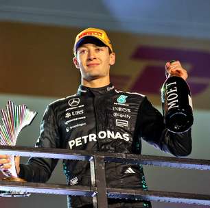 F1: Russell compartilha aprendizado após demora em renovação com a Mercedes