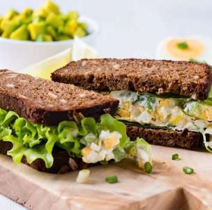 Café da tarde saudável: 3 receitas leves que ajudam a matar a fome