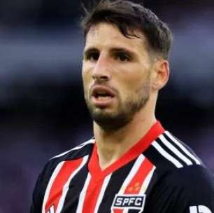 São Paulo toma nova decisão sobre Calleri nos bastidores